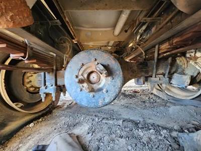 Dana Rear Axle Housing for a 2017 Ford F-650