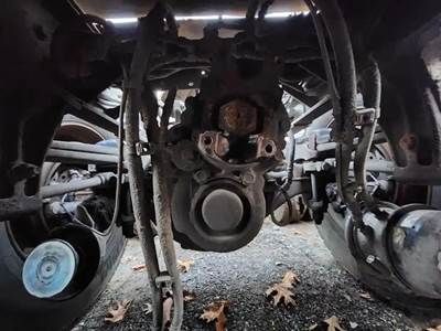 Dana Rear Axle Housing for a 2018 Peterbilt 389
