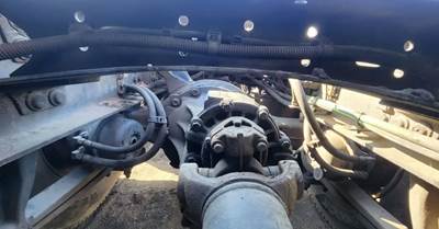 Detroit DA-RT-40.0-4 Rear Axle Housing for a 2018 Western Star 5700