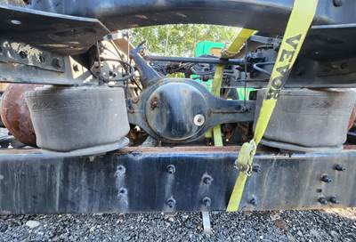 Detroit RS17.5-2 Rear Axle Housing for a 2021 Freightliner M2 106