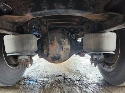 Detroit RS20-4 Rear Axle Housing for a 2019 Freightliner M2 106