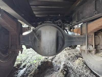 Detroit RS20-4 Rear Axle Housing for a 2020 Freightliner M2 106