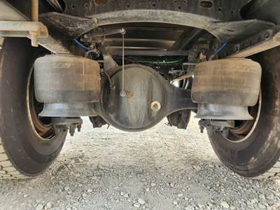 Detroit RS21-4 Rear Axle Housing for a 2024 Freightliner M2 106