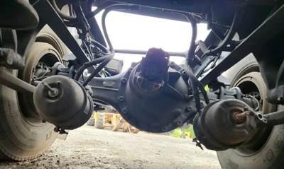 Detroit RT40-4N Rear Axle Housing for a 2017 Freightliner Cascadia 125
