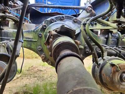 Detroit RT40-4N Rear Axle Housing for a 2016 Western Star 5700