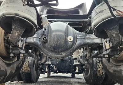 Detroit RT40-4N Rear Axle Housing for a 2018 Western Star 5700