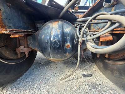 Eaton 16244 Rear Axle Housing for a 2002 International 2574