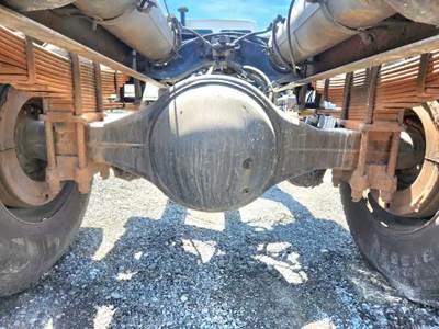 Eaton 21065S Rear Axle Housing for a 1995 Volvo FE