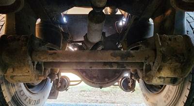 Eaton Rear Axle Housing for a 1987 Kenworth T600