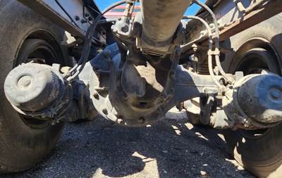 Eaton Rear Axle Housing for a 1983 International F-1924; F-1954