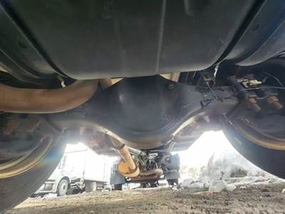 Isuzu 6CP Rear Axle Housing for a 2021 Chevrolet W4500