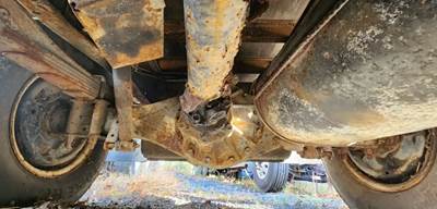 Isuzu R040 Rear Axle Housing for a 1999 GMC W4