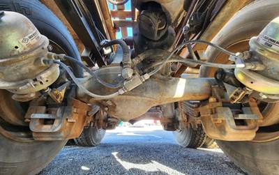 Mack CRD92 Rear Axle Housing for a 2009 Mack CXU612