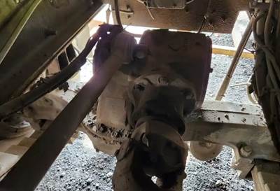 Mack CRDP92 Rear Axle Housing for a 2006 Mack CV713 Granite