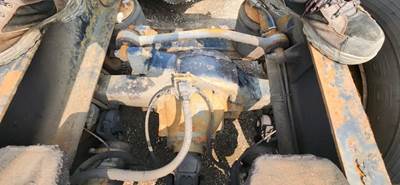 Mack Rear Axle Housing for a 2000 Mack CH613