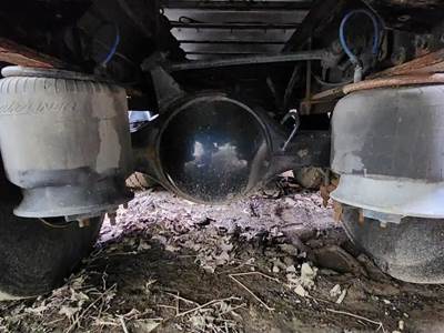 Meritor-Rockwell MD2014X3 Rear Axle Housing for a 2018 Freightliner M2 106