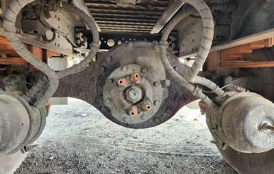 Meritor-Rockwell MS19-14X Rear Axle Housing for a 2014 Hino 268