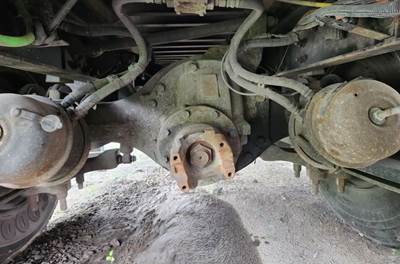 Meritor-Rockwell MS19-14X Rear Axle Housing for a 2023 International MV607