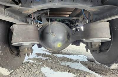 Meritor-Rockwell MS19-14X Rear Axle Housing for a 2019 Freightliner M2 106