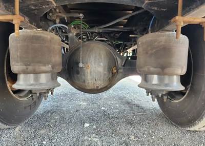 Meritor-Rockwell MS19-14X Rear Axle Housing for a 2025 Freightliner M2 106