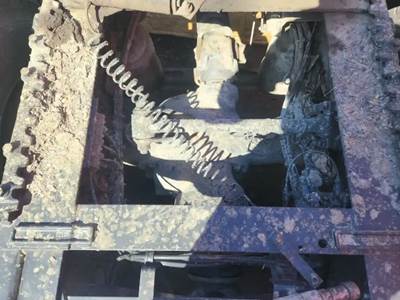 Meritor-Rockwell MT40-14X Rear Axle Housing for a 2014 Mack CXU613