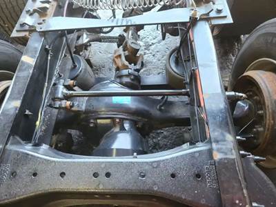 Meritor-Rockwell MT40-14X Rear Axle Housing for a 2017 Peterbilt 579