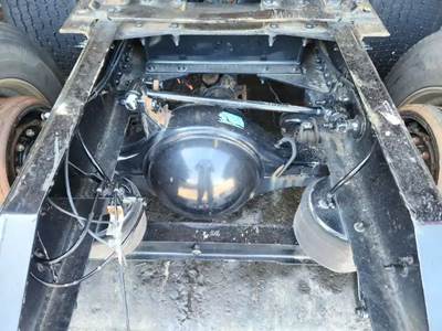 Meritor-Rockwell MT40-14X Rear Axle Housing for a 2017 Peterbilt 579