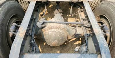 Meritor-Rockwell MT40-14X Rear Axle Housing for a 2013 Freightliner Cascadia 132