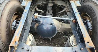 Meritor-Rockwell MT40-14X Rear Axle Housing for a 2001 Sterling A9500