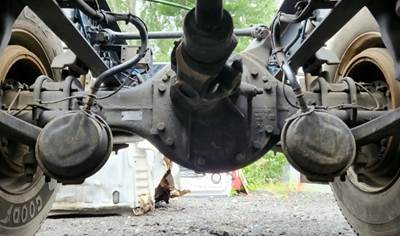 Meritor-Rockwell MT40-14X Rear Axle Housing for a 2018 Freightliner Cascadia 125