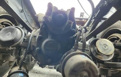 Meritor-Rockwell MT40-14X Rear Axle Housing for a 2015 International PROSTAR