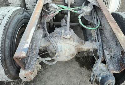 Meritor-Rockwell MT40-14X Rear Axle Housing for a 2013 International TranStar 8600