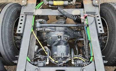 Meritor-Rockwell MT40-14X Rear Axle Housing for a 2022 International LT625