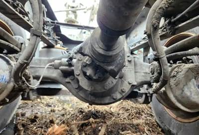 Meritor-Rockwell MT40-14X Rear Axle Housing for a 2020 Mack Anthem