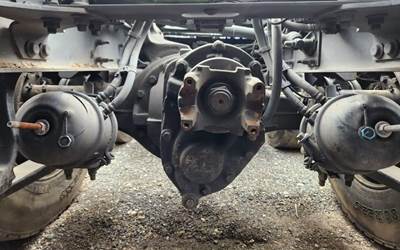 Meritor-Rockwell MT40-14X Rear Axle Housing for a 2024 International LT62F