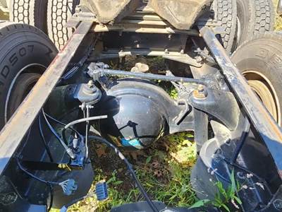 Meritor-Rockwell MT40-14X Rear Axle Housing for a 2019 Kenworth T680