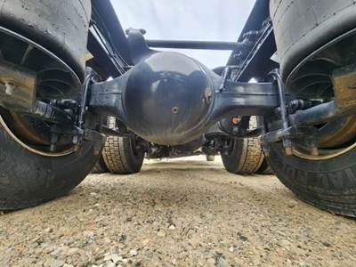 Meritor-Rockwell MT40-14X Rear Axle Housing for a 2024 International RH613