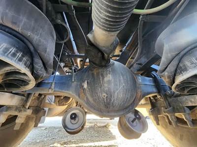 Meritor-Rockwell MT40-14X Rear Axle Housing for a 2021 International LT625