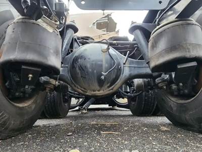 Meritor-Rockwell MT40-14X Rear Axle Housing for a 2021 Kenworth T680