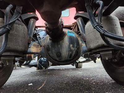 Meritor-Rockwell MT40-14X Rear Axle Housing for a 2019 Kenworth T680