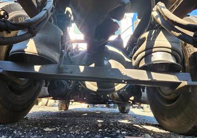 Meritor-Rockwell MT40-14X Rear Axle Housing for a 2018 Mack CXU613