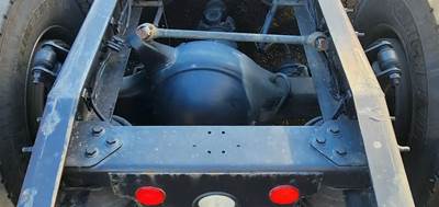 Meritor-Rockwell Rear Axle Housing for a 2015 Freightliner Cascadia 125