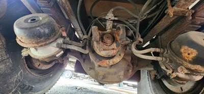 Meritor-Rockwell Rear Axle Housing for a 1997 Spartan Advantage