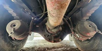 Meritor-Rockwell Rear Axle Housing for a 1985 Pierce FireTruck