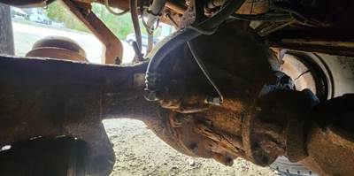 Meritor-Rockwell Rear Axle Housing for a 2013 International WorkStar 7600