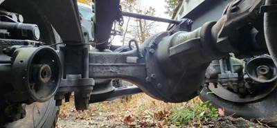 Meritor-Rockwell Rear Axle Housing for a 2014 Mack CXU613