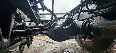 Meritor-Rockwell Rear Axle Housing for a 2020 Freightliner Cascadia 126