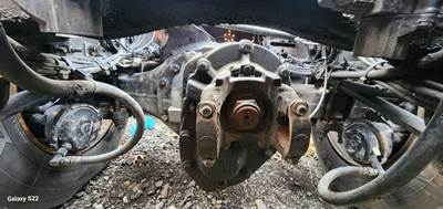 Meritor-Rockwell Rear Axle Housing for a 2016 Mack CXU613