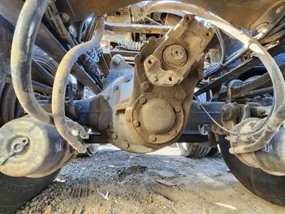 Meritor-Rockwell Rear Axle Housing for a 2019 Mack Anthem