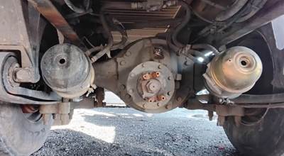 Meritor-Rockwell Rear Axle Housing for a 2016 International DuraStar 4300